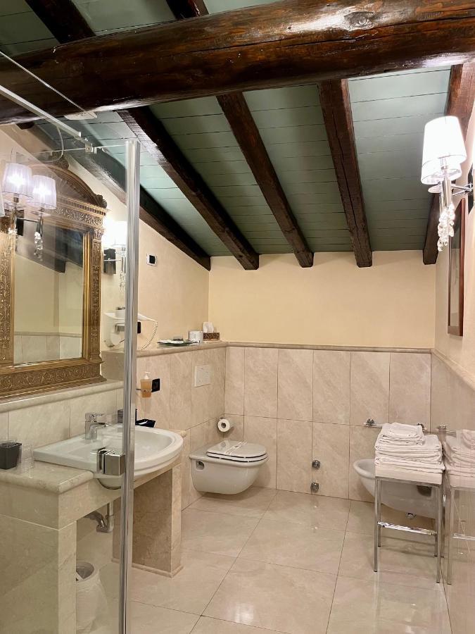 Relais I Due Roccoli Hotel Iseo Bagian luar foto